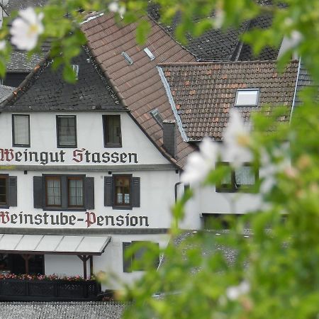 Weingut Stassen Hotel Oberheimbach Kültér fotó