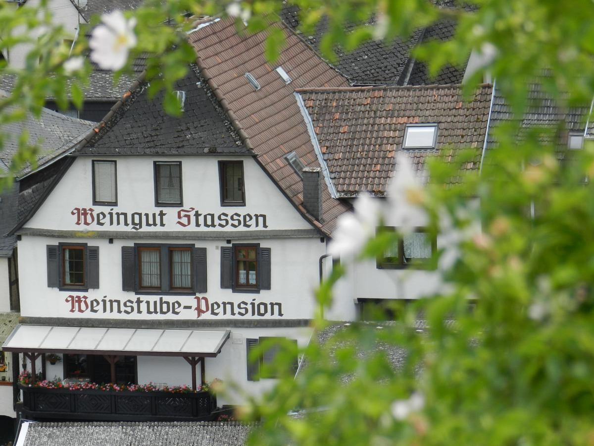 Weingut Stassen Hotel Oberheimbach Kültér fotó