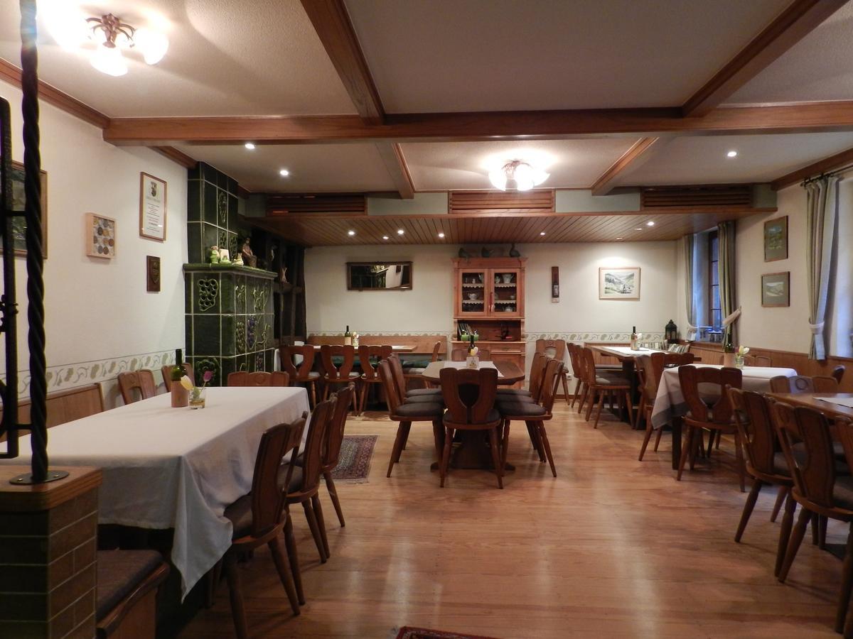 Weingut Stassen Hotel Oberheimbach Kültér fotó