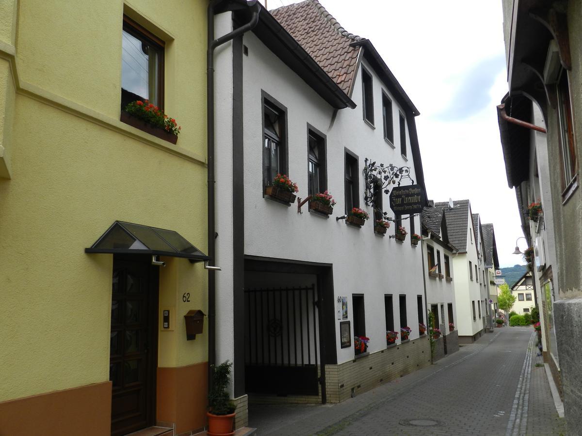 Weingut Stassen Hotel Oberheimbach Kültér fotó
